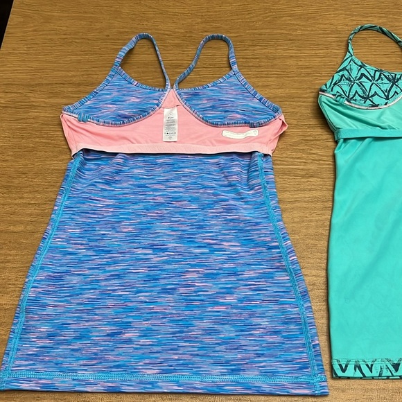 Lot of 2 Ivivva Racerback tank tops size 10 - Picture 5 of 8